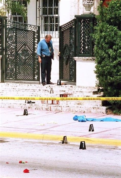 gianni versace morto|how did Versace get killed.